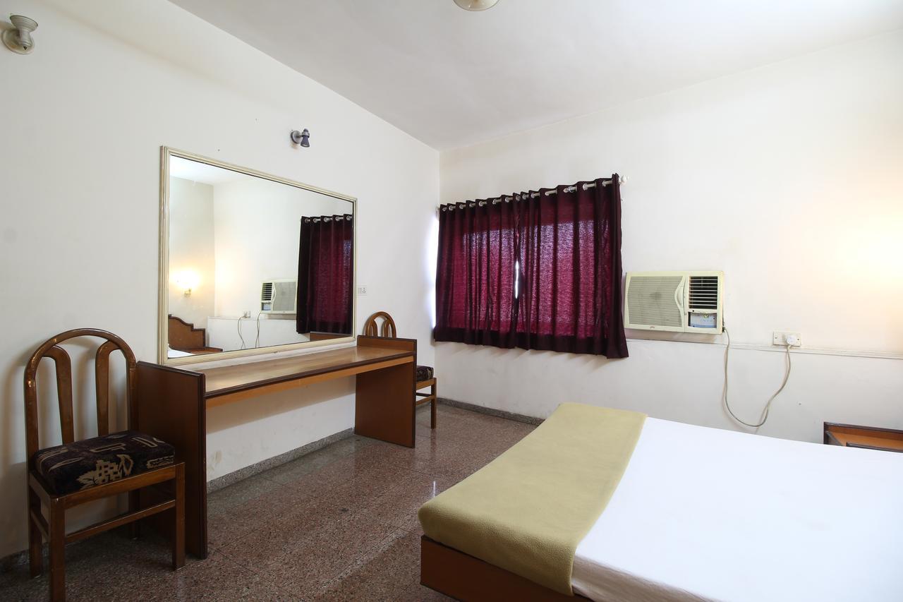 Soubhagya Inn Silvassa Exterior foto